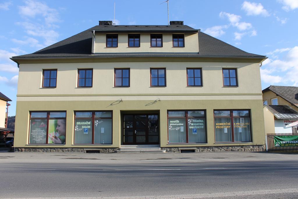 Penzion Fialka Velké Losiny Buitenkant foto
